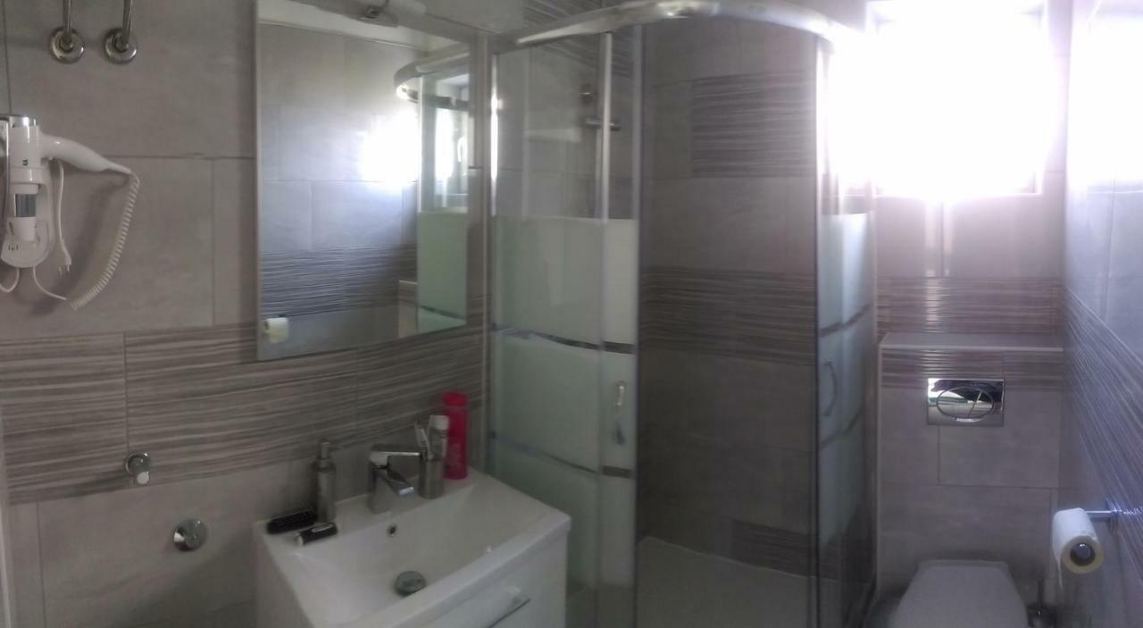 Apartment Tihana Ровини Екстериор снимка